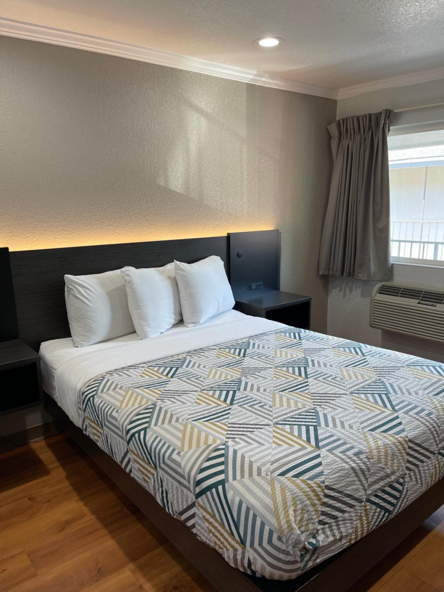 Motel 6 Sacramento, Ca - Downtown Dış mekan fotoğraf