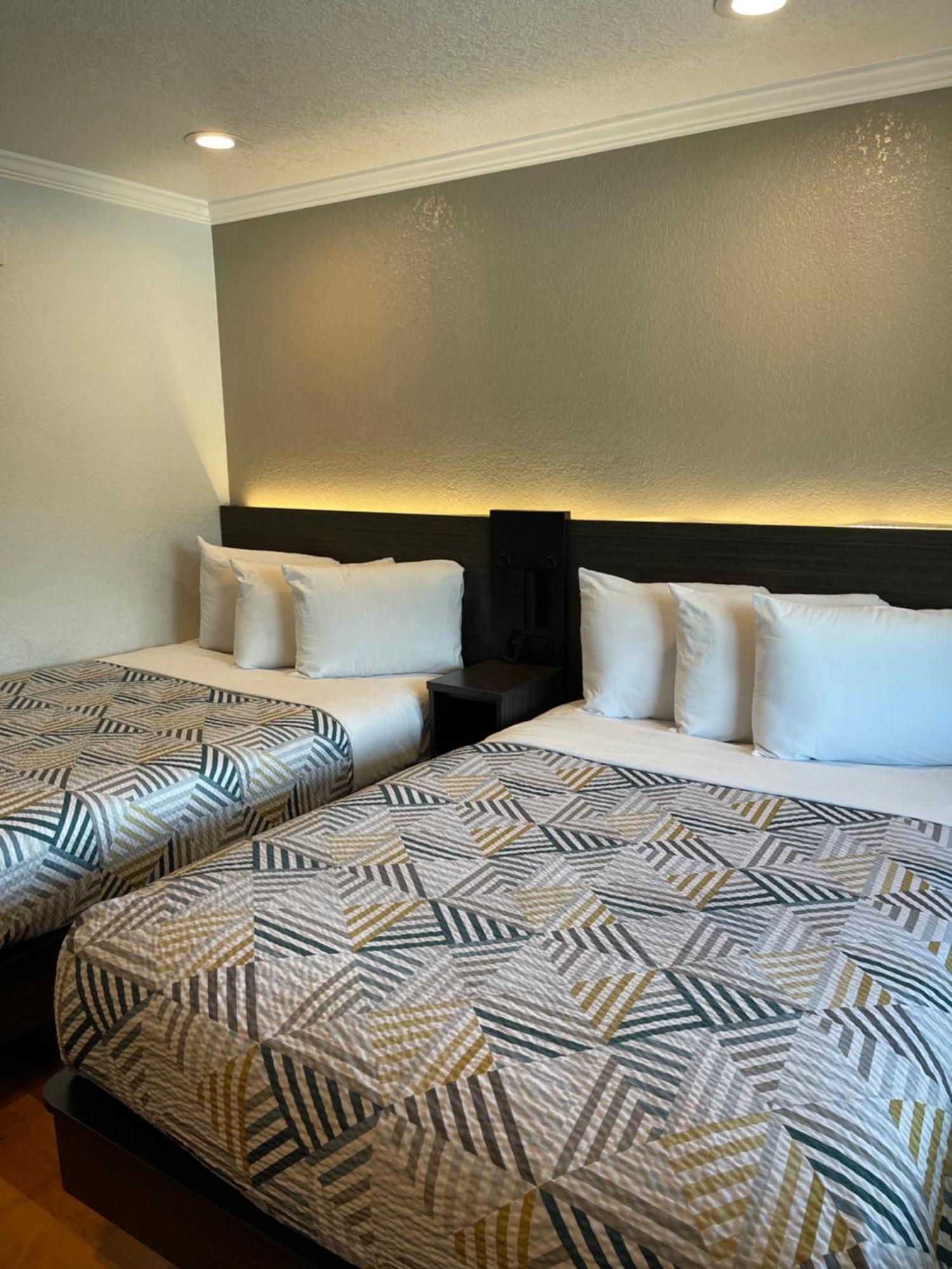Motel 6 Sacramento, Ca - Downtown Dış mekan fotoğraf