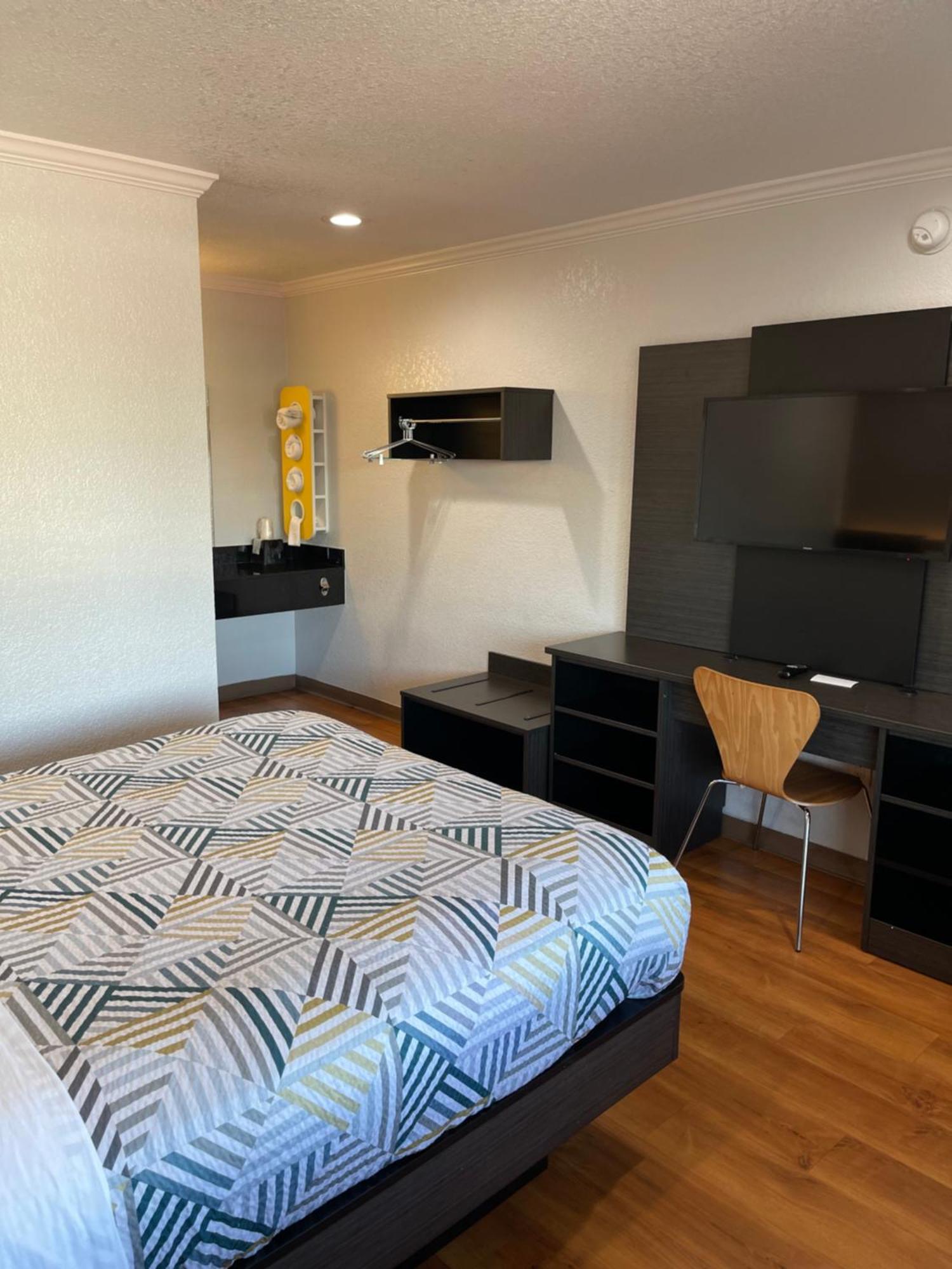 Motel 6 Sacramento, Ca - Downtown Dış mekan fotoğraf
