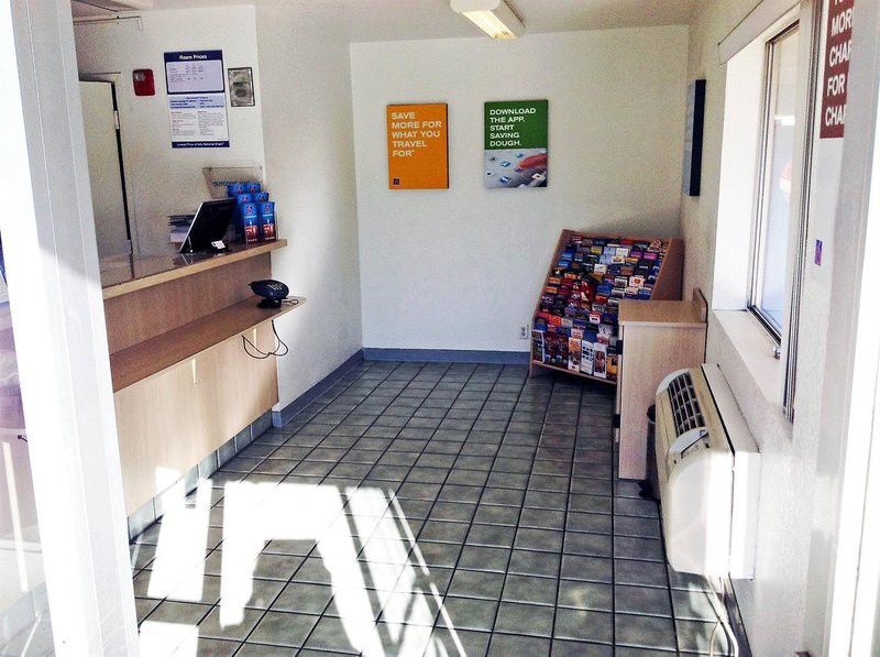 Motel 6 Sacramento, Ca - Downtown Dış mekan fotoğraf
