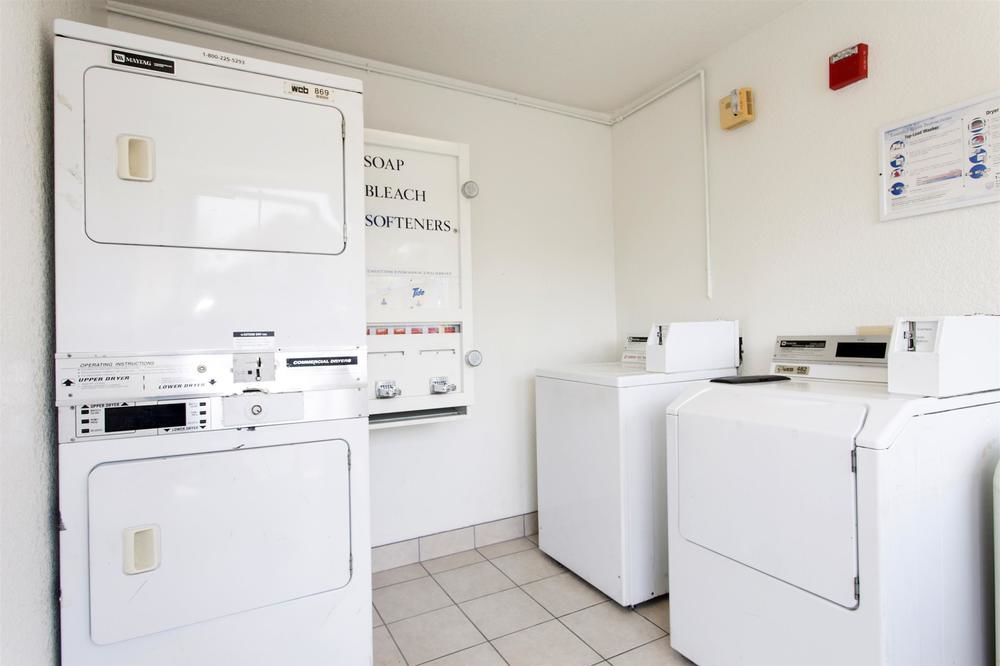 Motel 6 Sacramento, Ca - Downtown Dış mekan fotoğraf