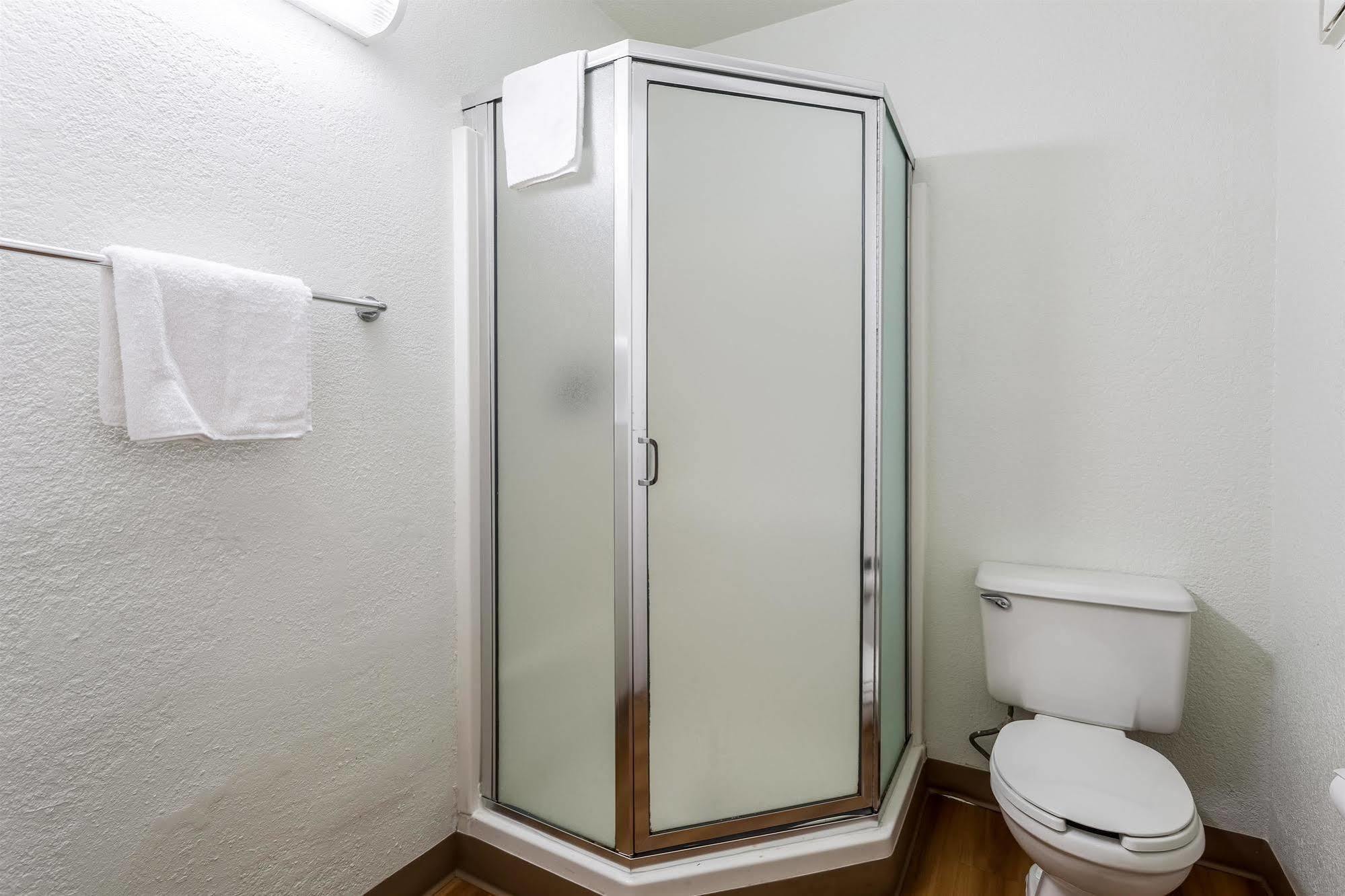 Motel 6 Sacramento, Ca - Downtown Dış mekan fotoğraf