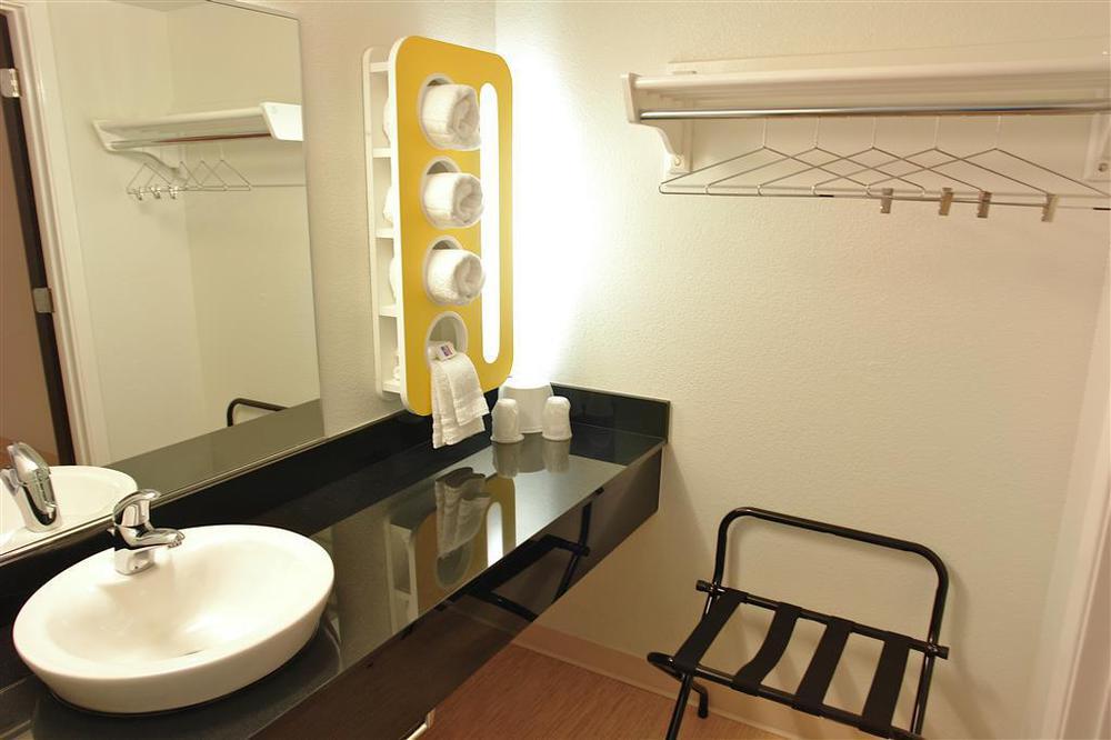 Motel 6 Sacramento, Ca - Downtown Oda fotoğraf